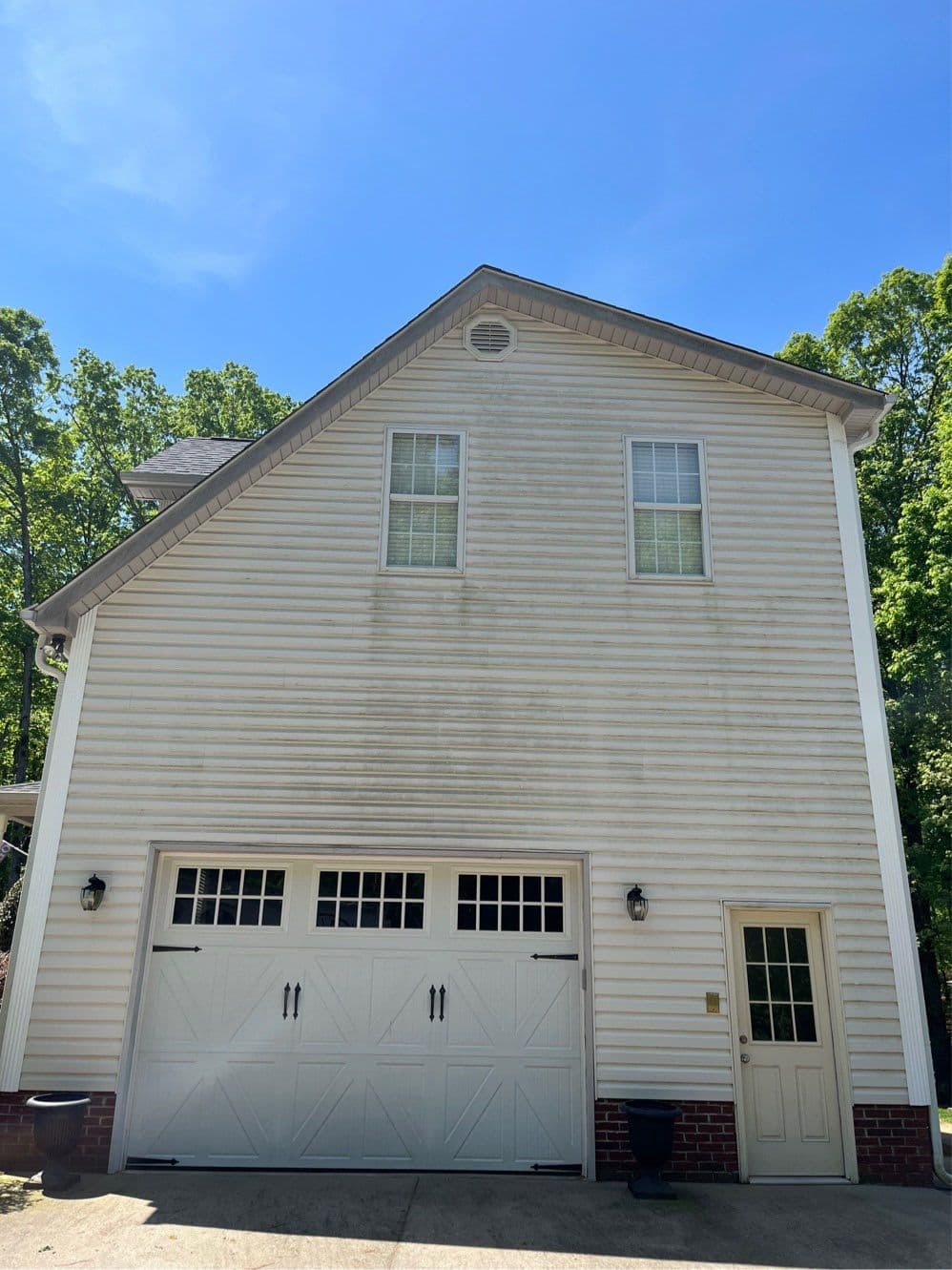 Gallery photos for House Washed to Sparkling Perfection: Image #3